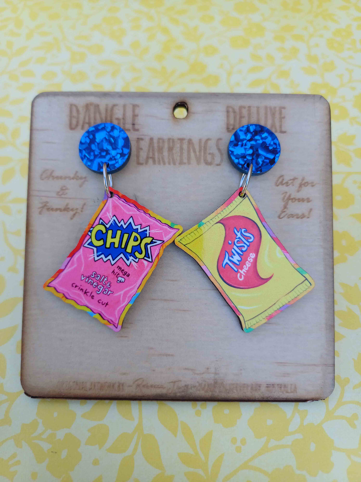 Chips & Twists Dangle Deluxe Earrings