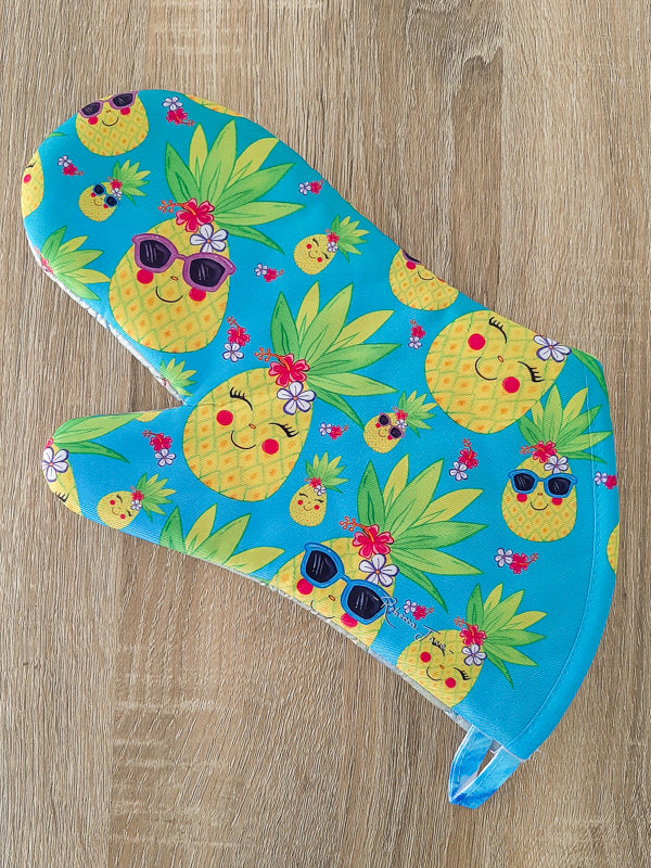 Sweet Pineapples Oven Mitt
