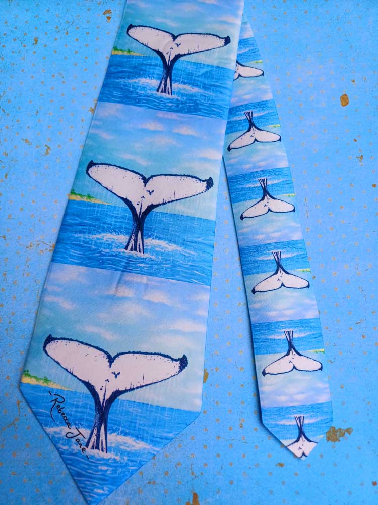 Whale Tail Tie
